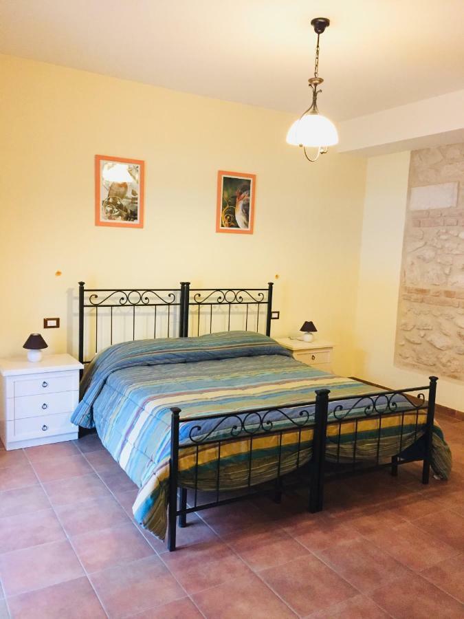 Il Poggio Dei Pettirossi Leilighet Pettorano sul Gizio Eksteriør bilde